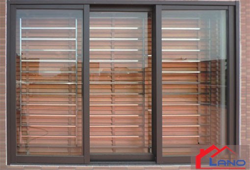 Cửa Sổ Mở Trượt 3 Cánh